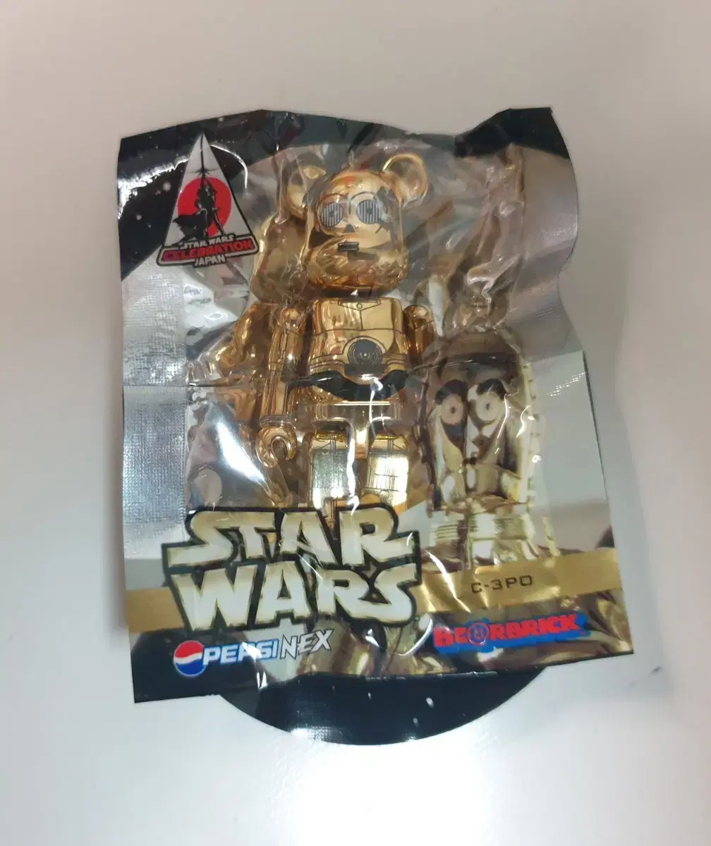 베어브릭 스타워즈 C-3PO